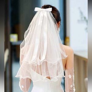 Elegant White Bridal Veil with Bow, White Layered Veil, Wedding Veil